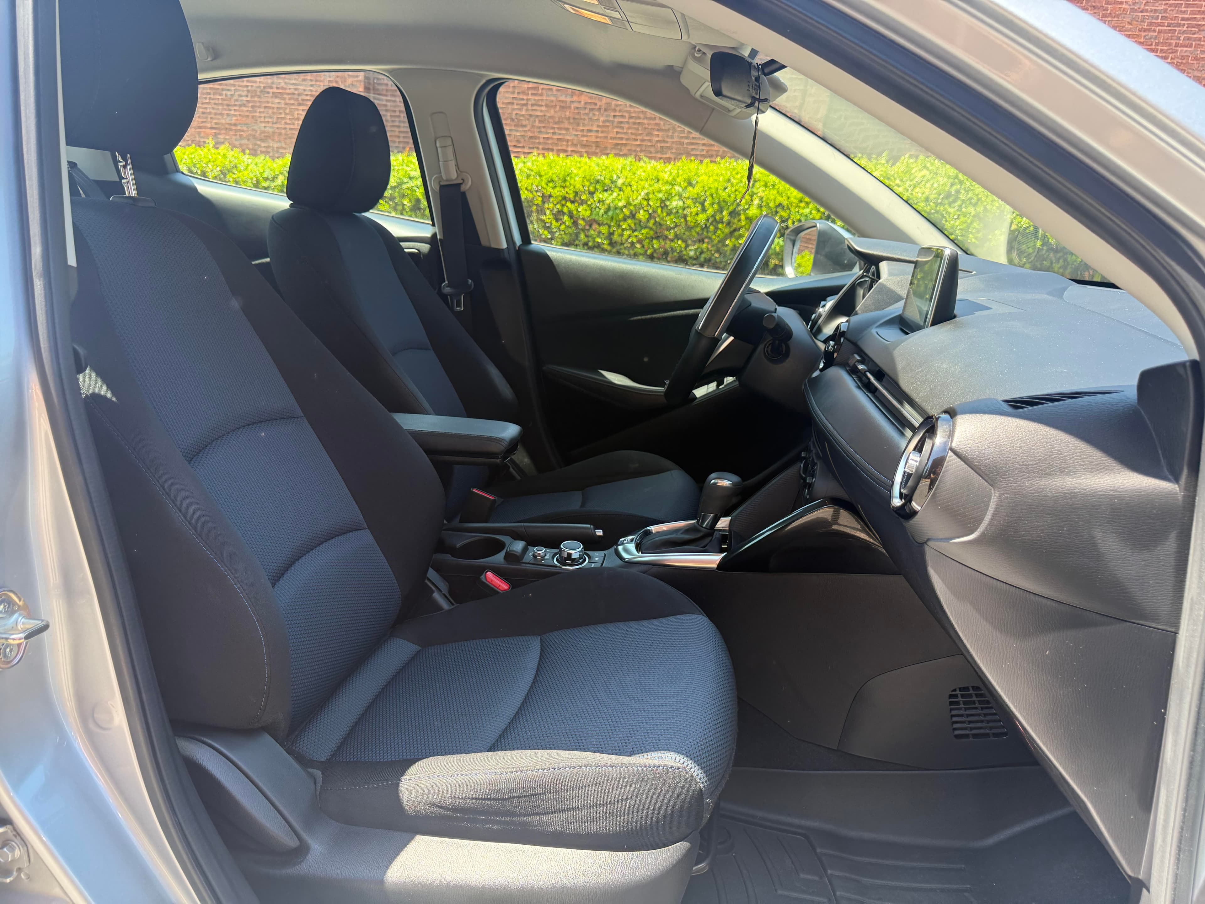 2017 Toyota Yaris iA - Thumbnail 9