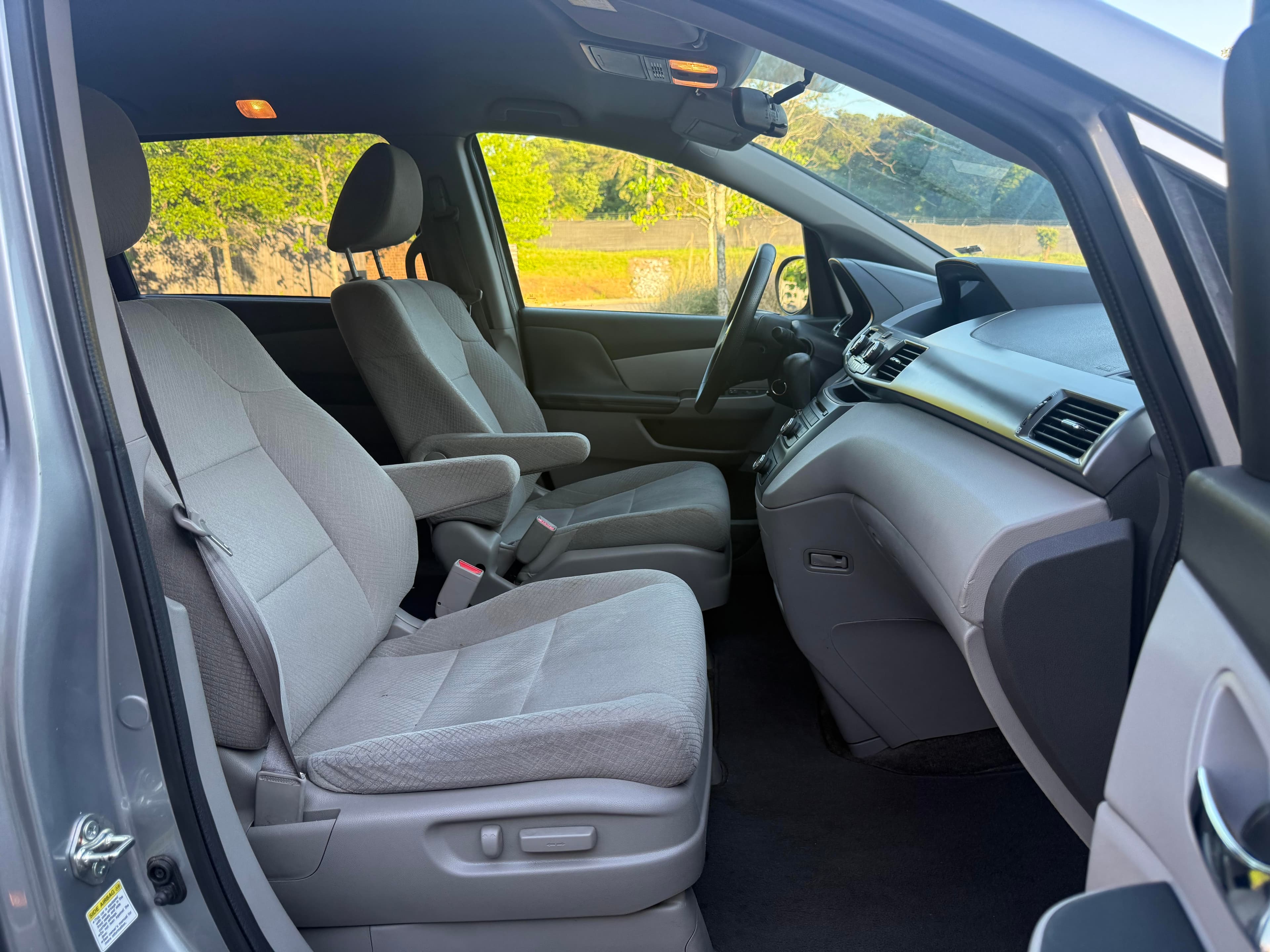 2016 Honda Odyssey Lx - Thumbnail 4