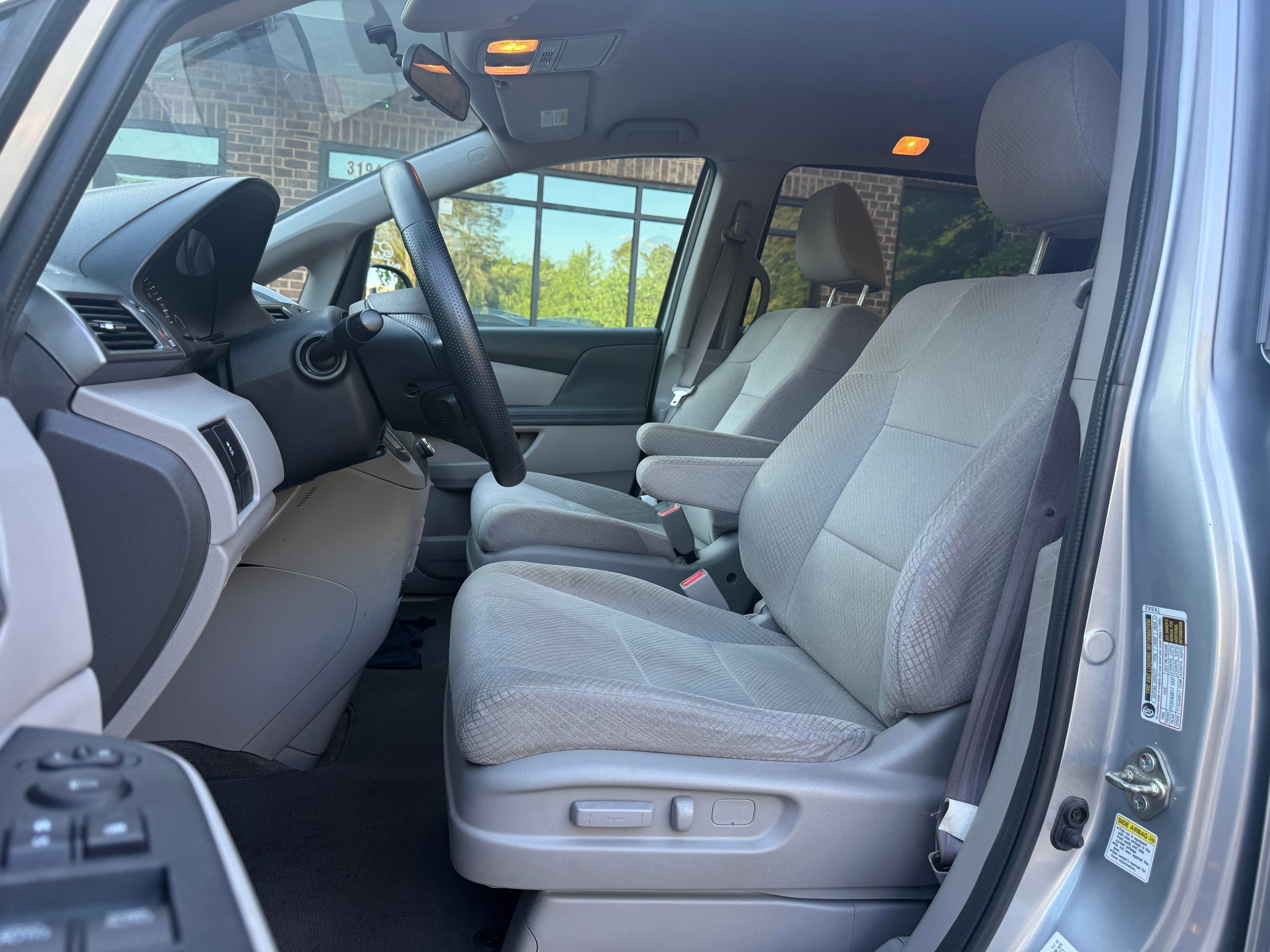 2016 Honda Odyssey Lx - Thumbnail 5