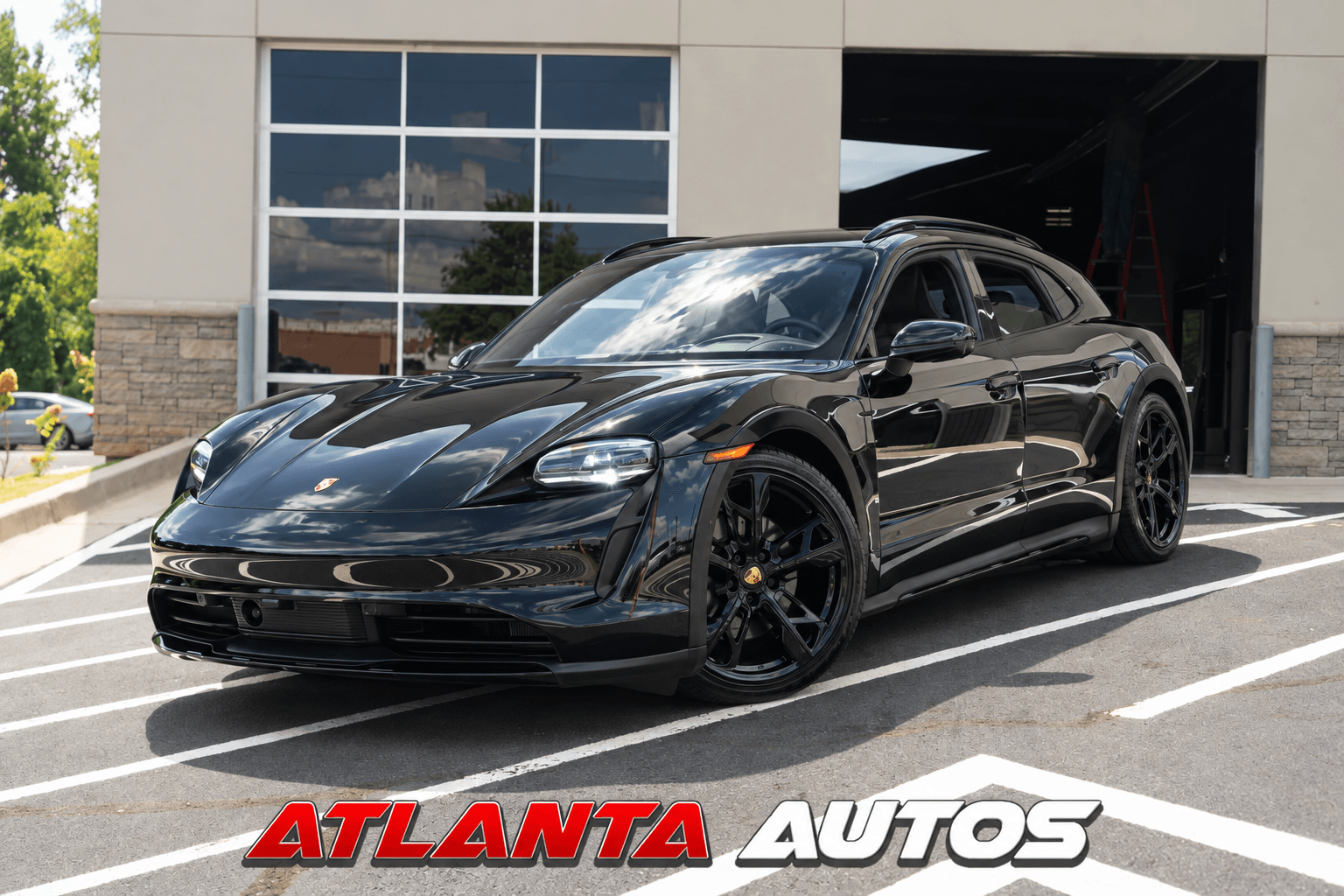 2022 PORSCHE Taycan