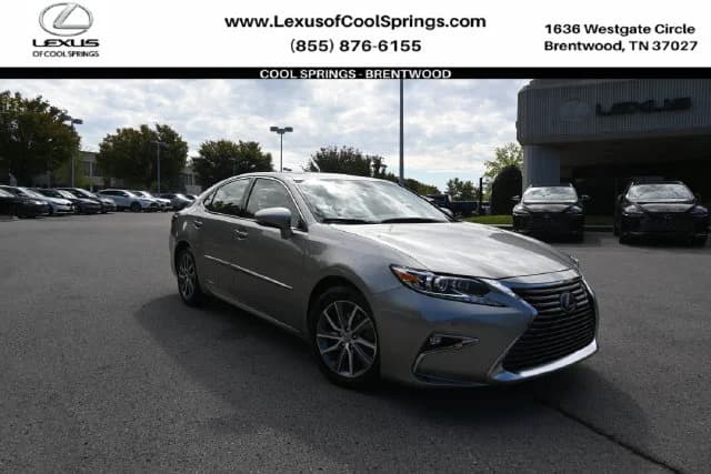 2017 LEXUS ES