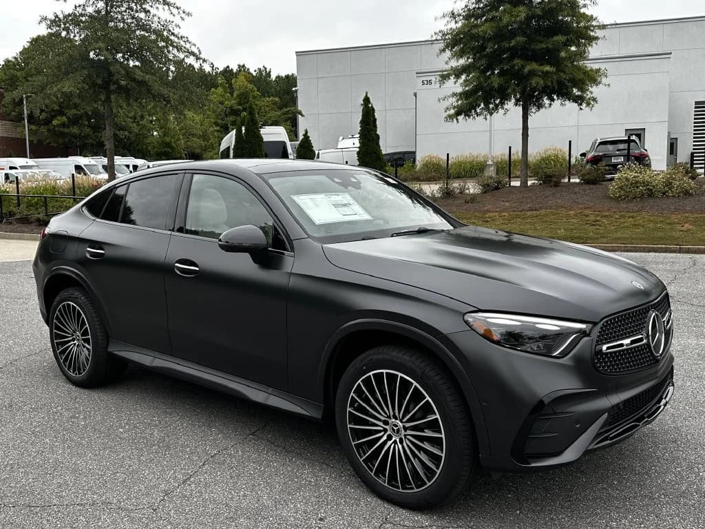2027 MERCEDES-BENZ GLC