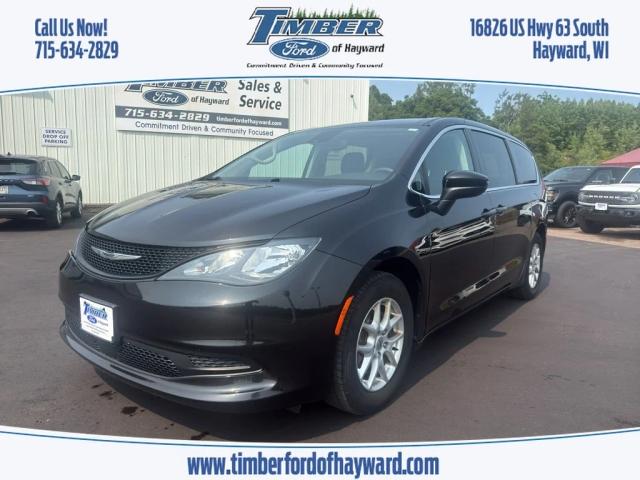 2024 Chrysler Voyager LX