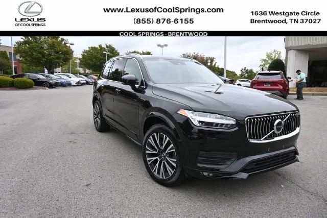 2022 Volvo XC90 T6 Momentum